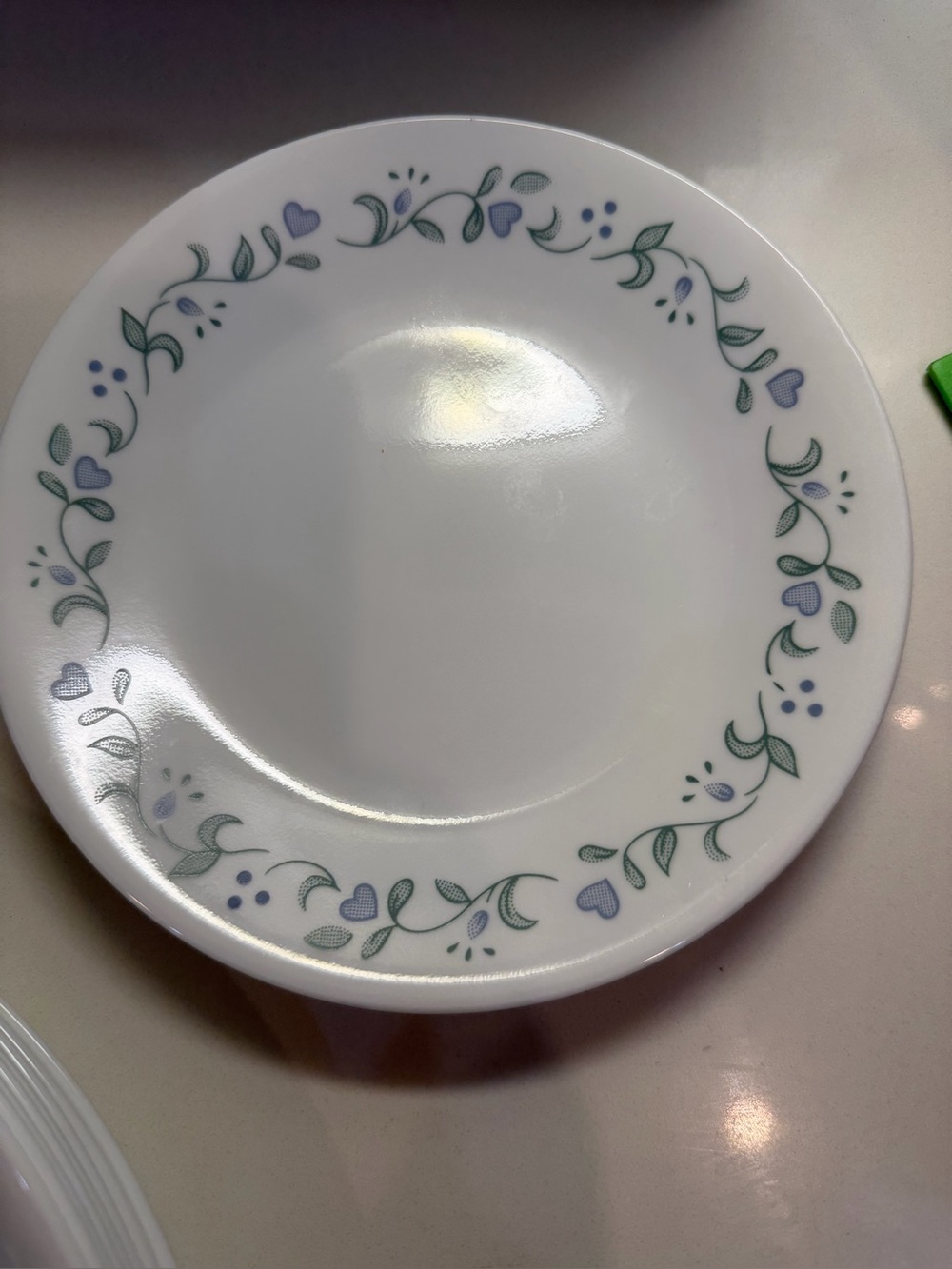 White Ceramic salad/dessert Plates 2 with Lavender Floral Vine Pattern